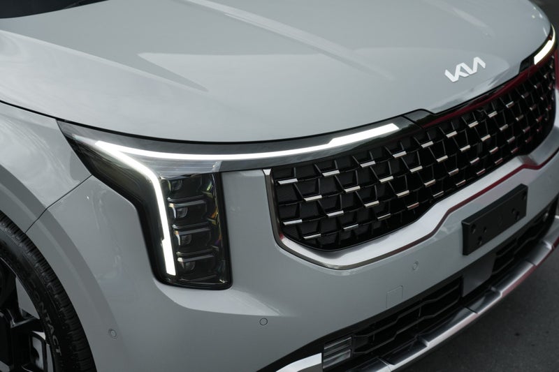 2025 Kia Carnival Premium 2.2 Diesel 8A/T image 4