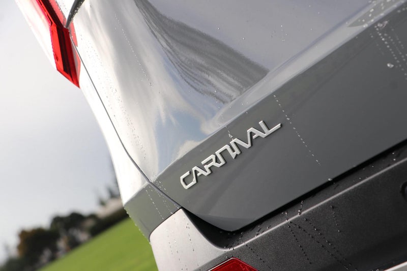 2025 Kia Carnival Premium 2.2 Diesel 8A/T image 5