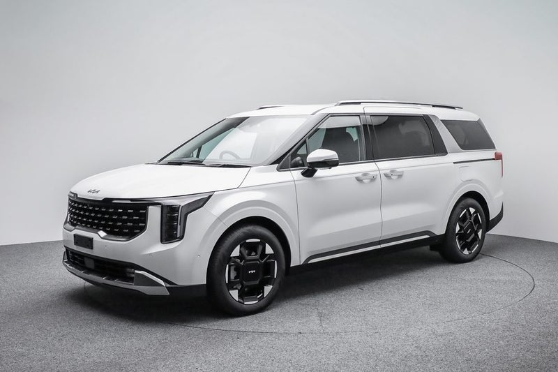 2025 Kia Carnival Premium 2.2 Diesel 8AT image 3