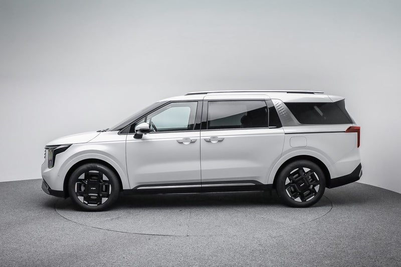 2025 Kia Carnival Premium 2.2 Diesel 8AT image 4