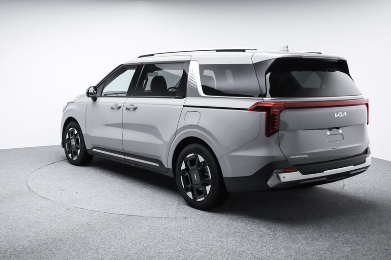 2025 Kia Carnival Premium 2.2 Diesel 8AT (Sunroof) image 5