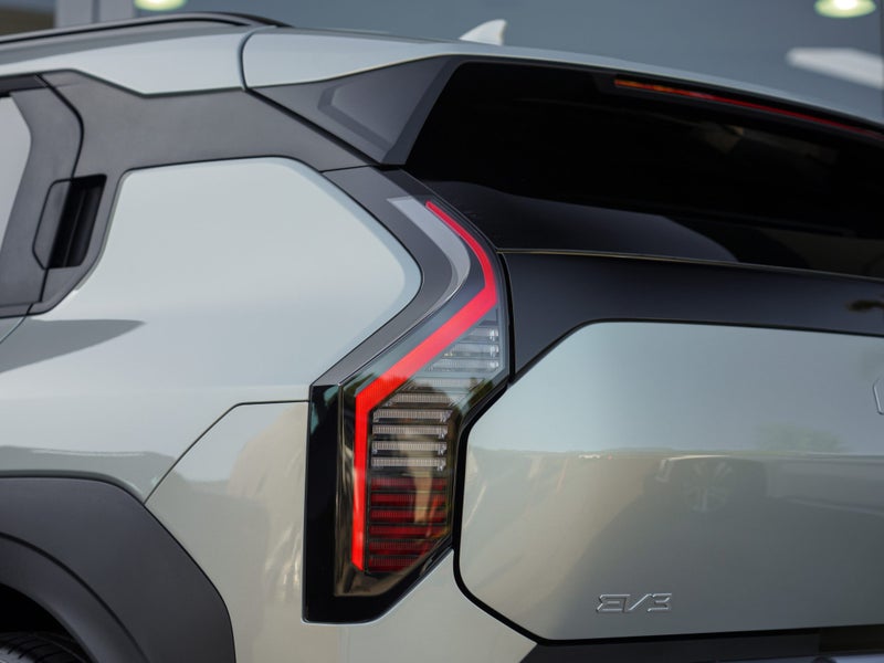 2025 Kia EV3 Earth 2WD 81kWh 5Dr SUV image 4