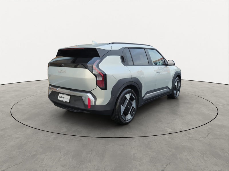 2025 Kia EV3 Earth FWD LR image 4