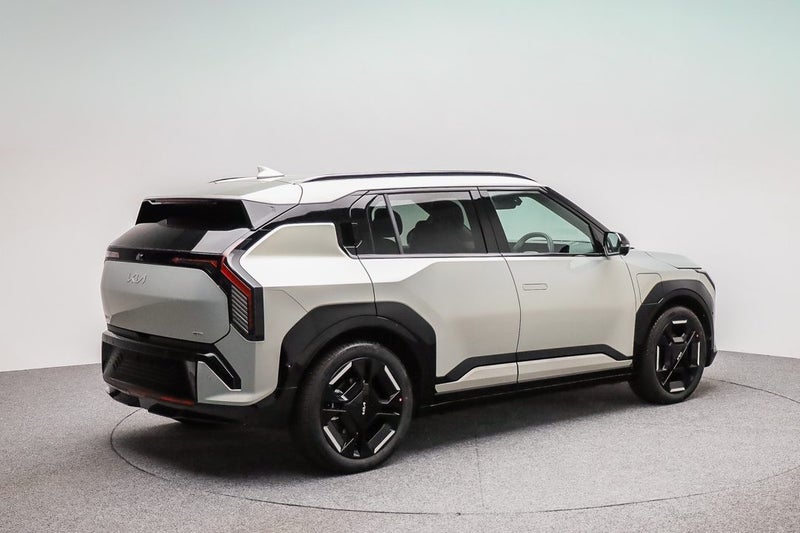 2025 Kia EV3 GT-Line FWD LR image 5