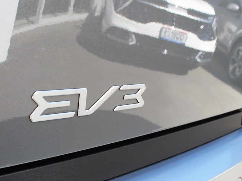 2025 Kia EV3 Light 2WD LR image 5