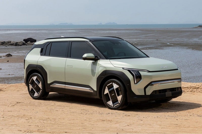 2025 Kia EV3 LIGHT 2WD STANDARD RANGE (58.3kWh) image 1