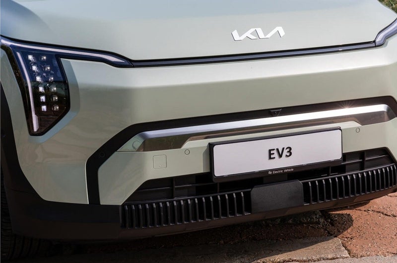 2025 Kia EV3 LIGHT 2WD STANDARD RANGE (58.3kWh) image 3