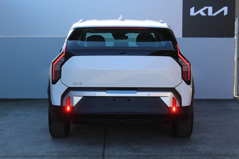 2025 Kia EV3 Light 81kWh *605km RANGE image 4