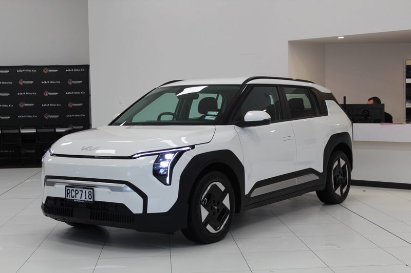 2025 Kia EV3 LIGHT LR 81KWH 605KM RANGE ! image 4