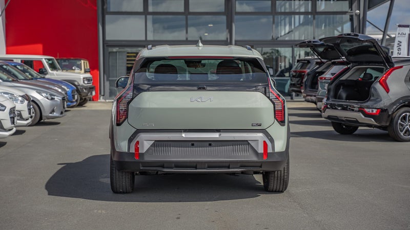 2025 Kia EV3 Light Sr 2Wd 58Kwh image 4