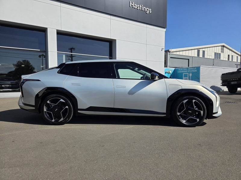 2025 Kia EV4 GT-LINE 2WD image 2