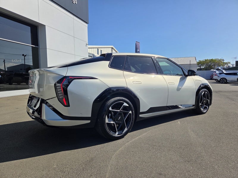 2025 Kia EV4 GT-LINE 2WD image 3