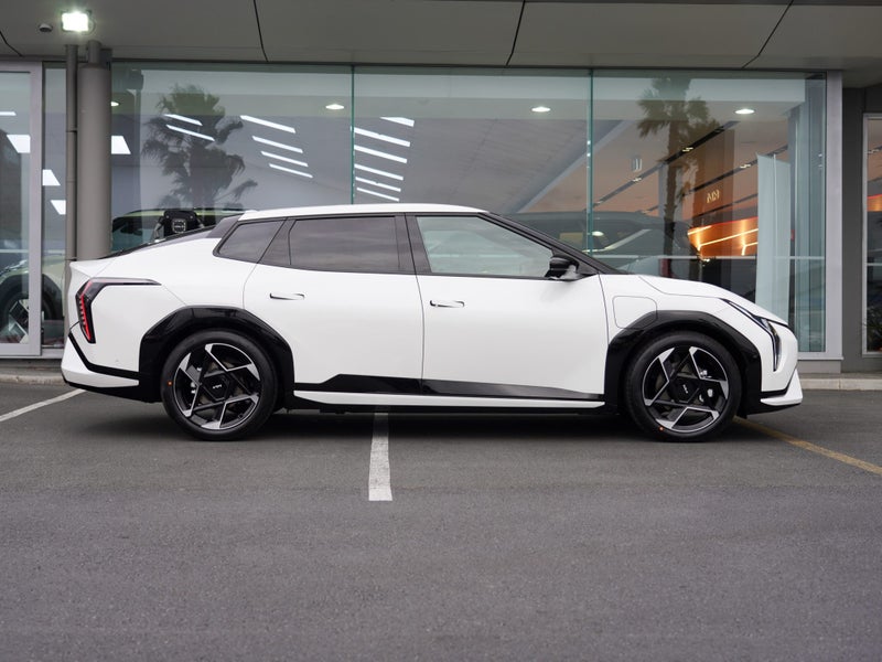 2025 Kia EV4 GT-Line 2WD 5Dr Fastback image 3