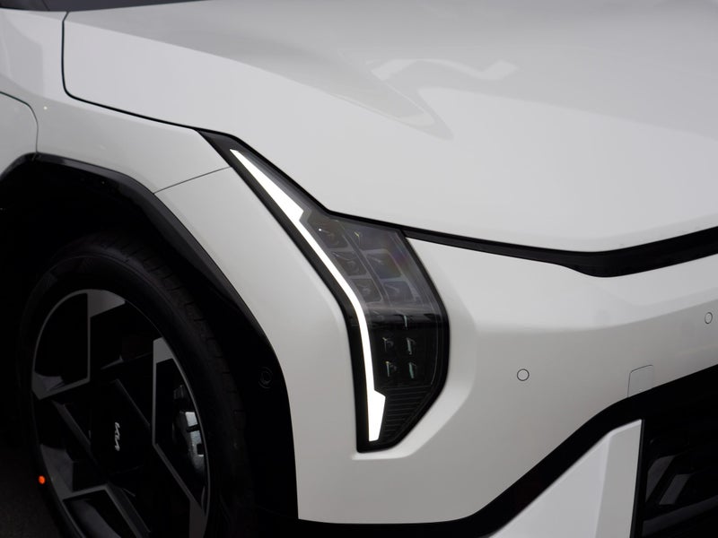 2025 Kia EV4 GT-Line 2WD 5Dr Fastback image 4