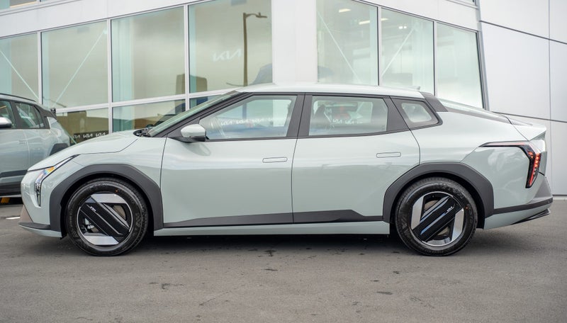 2025 Kia EV4 Light Lr 2Wd 81Kwh image 5