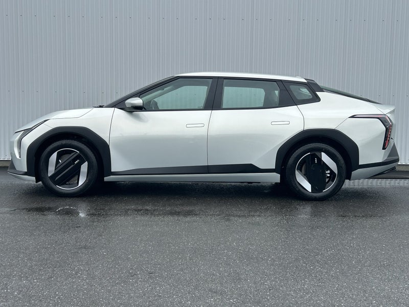 2025 Kia EV4 Light Lr 2Wd 81Kwh image 3