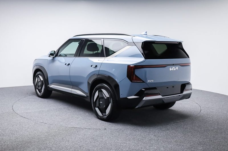 2025 Kia EV5 Earth AWD image 5