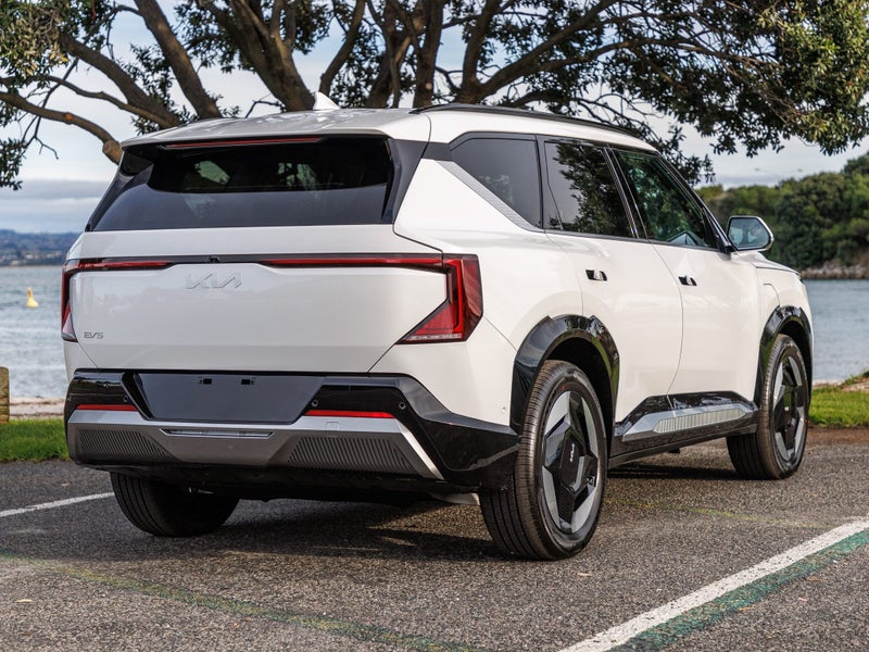 2025 Kia EV5 EARTH LONG RANGE 2WD image 4