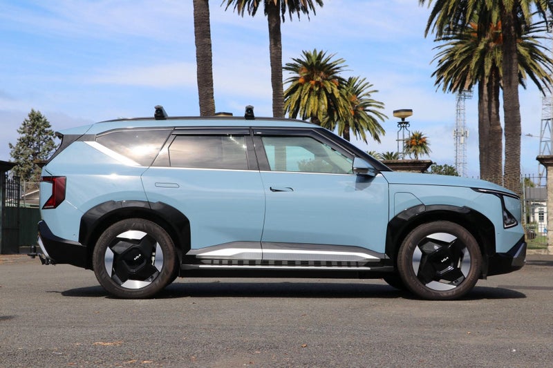 2025 Kia EV5 Earth Long Range AWD image 3