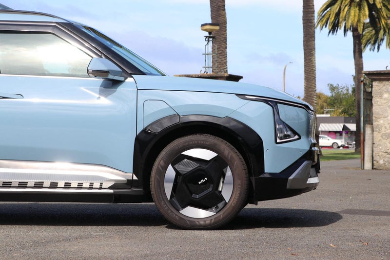2025 Kia EV5 Earth Long Range AWD image 5