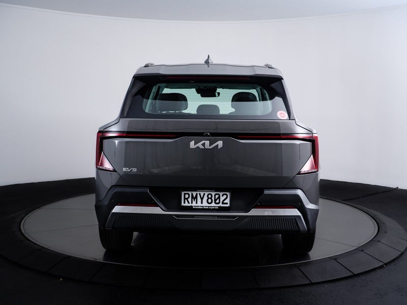 2025 Kia EV5 Light 88.1kWh image 2