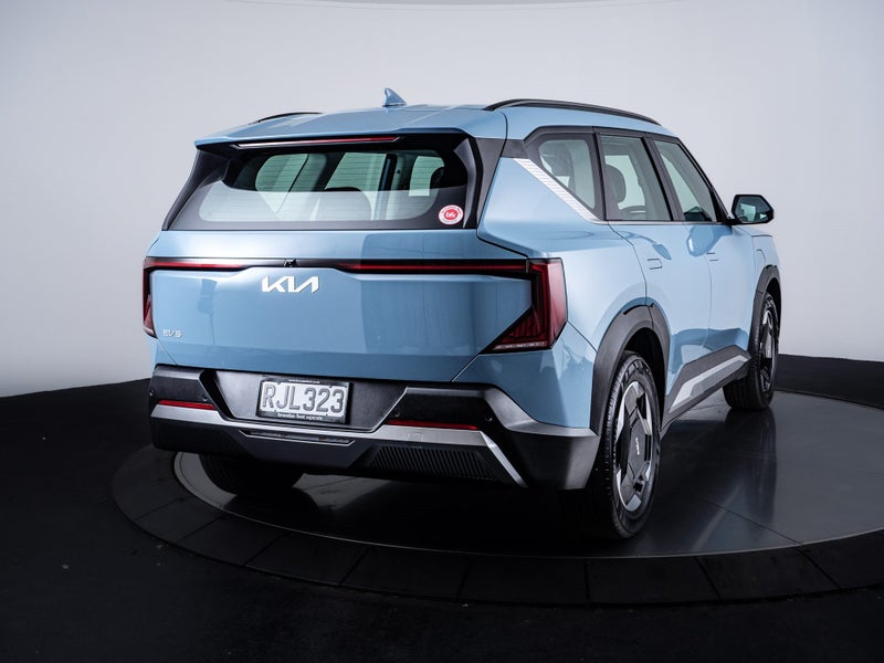 2025 Kia EV5 Light 88.1kWh image 3