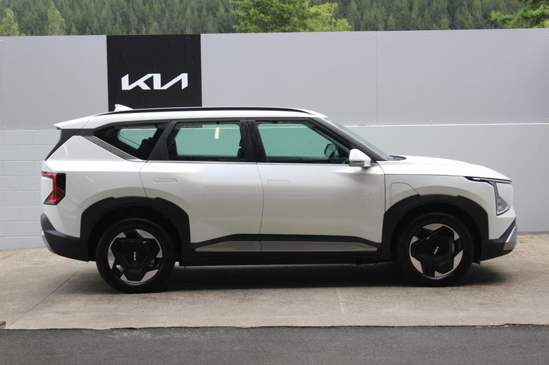 2025 Kia EV5 Light 88kWh *555km RANGE image 2