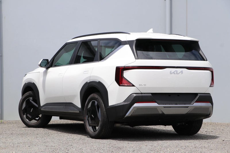 2025 Kia EV5 Light FWD Long Range 540km image 2