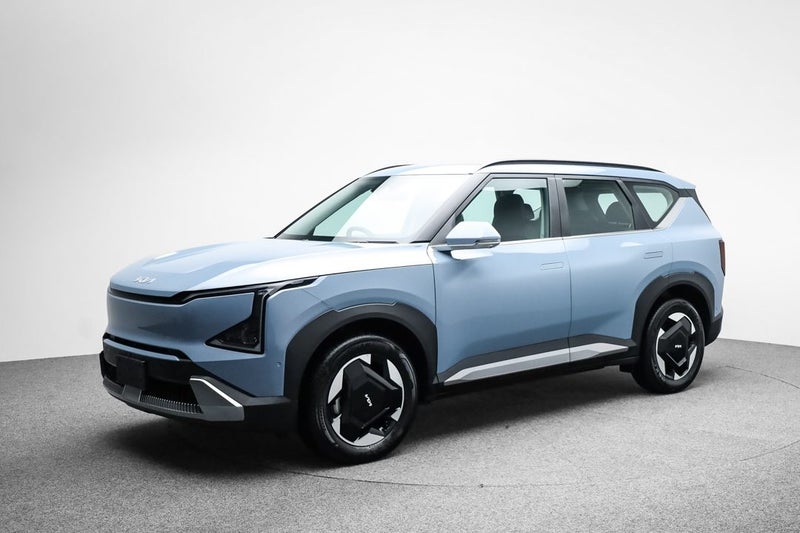 2025 Kia EV5 Light+ FWD LR image 3