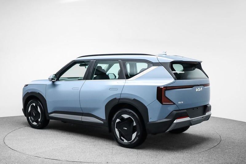 2025 Kia EV5 Light+ FWD LR image 5