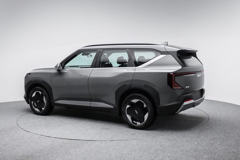 2025 Kia EV5 Light+ FWD LR image 5