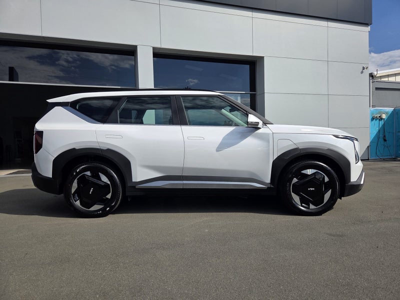 2025 Kia EV5 LIGHT LONG RANGE 88Kwh image 2