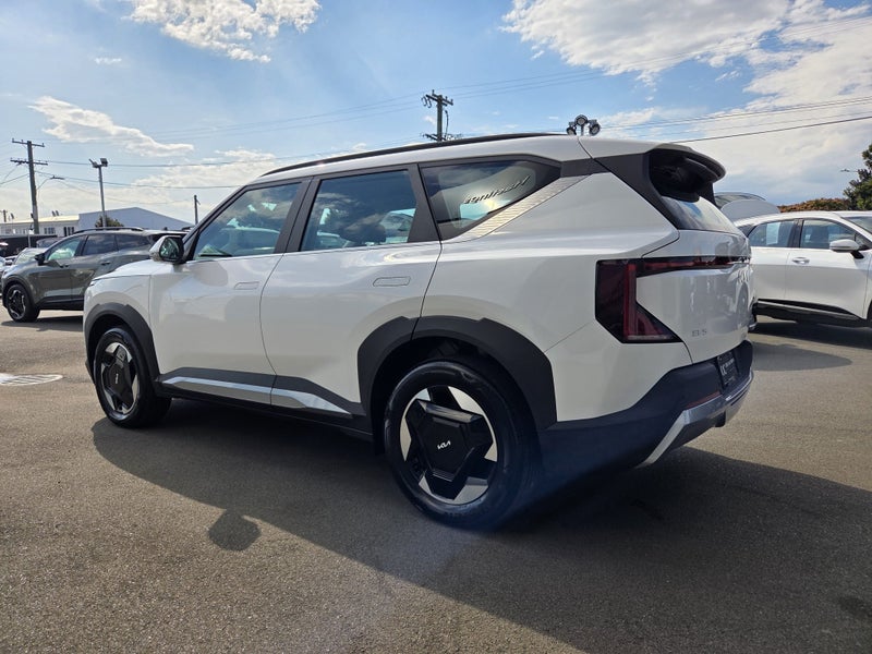2025 Kia EV5 LIGHT LONG RANGE 88Kwh image 5