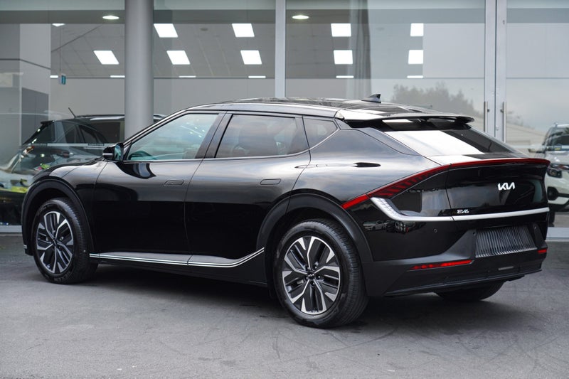 2025 Kia EV6 Air Long Range BEV 77KW image 2