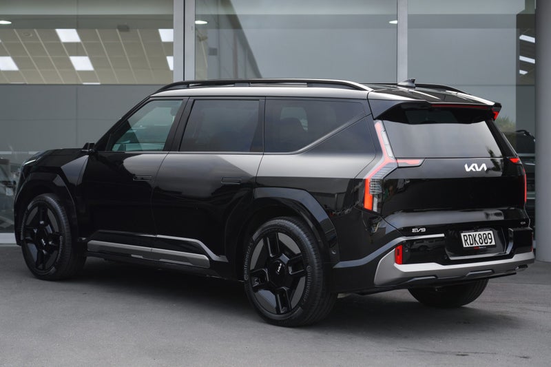2025 Kia EV9 GT-Line AWD LR 5Dr SUV image 2