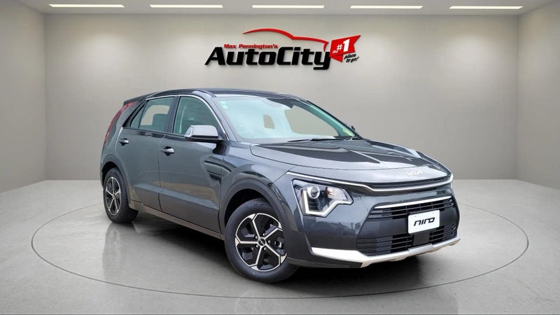 2025 Kia Niro HEV Light 1.6L Petrol Hybrid image 1