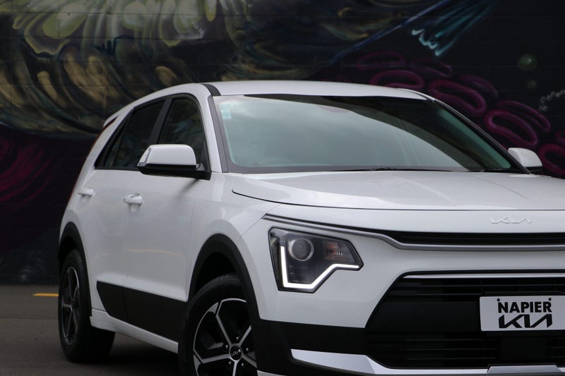 2025 Kia Niro HEV LIGHT 1.6PHT image 3