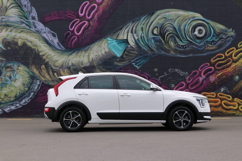 2025 Kia Niro HEV LIGHT 1.6PHT image 4
