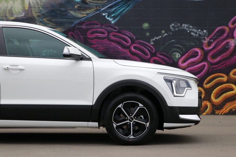 2025 Kia Niro HEV LIGHT 1.6PHT image 5