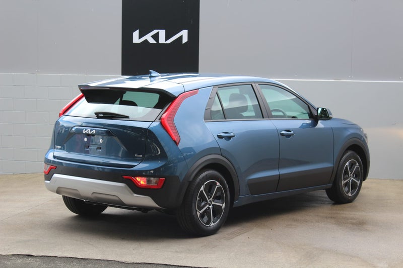 2025 Kia Niro HYBRID LIGHT - 1.6L Auto image 4