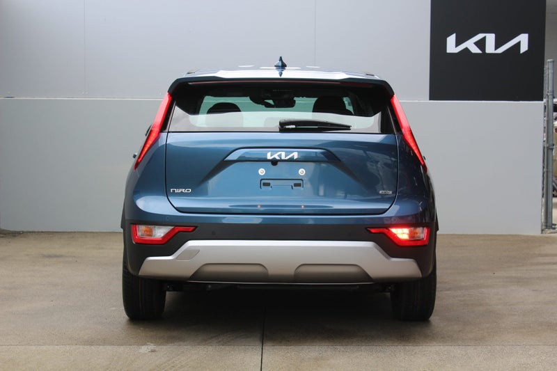 2025 Kia Niro HYBRID LIGHT - 1.6L Auto image 5