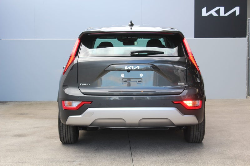 2025 Kia Niro HYBRID LIGHT - 1.6L Auto image 5