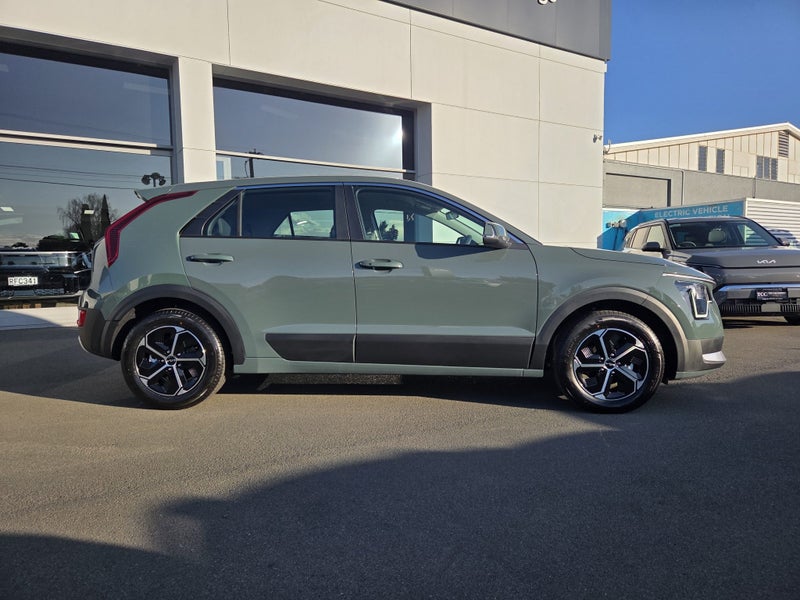 2025 Kia Niro LIGHT 1.6P HEV (HYBRID) image 2