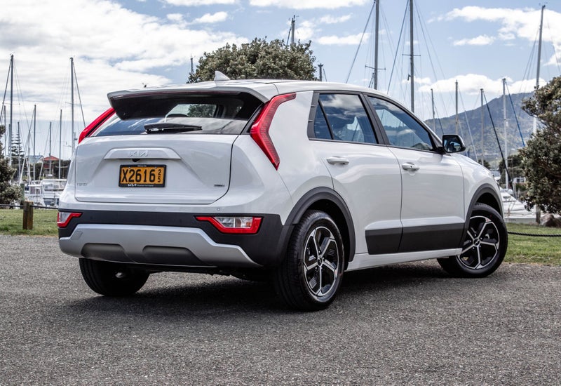 2025 Kia Niro Light 1.6PH/6A image 3