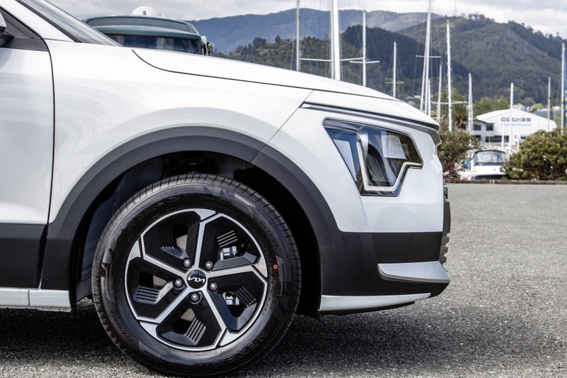 2025 Kia Niro Light 1.6PH/6A image 5