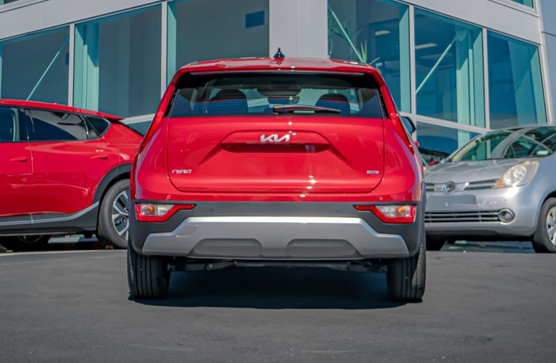 2025 Kia Niro Light 1.6Ph/6Am image 4