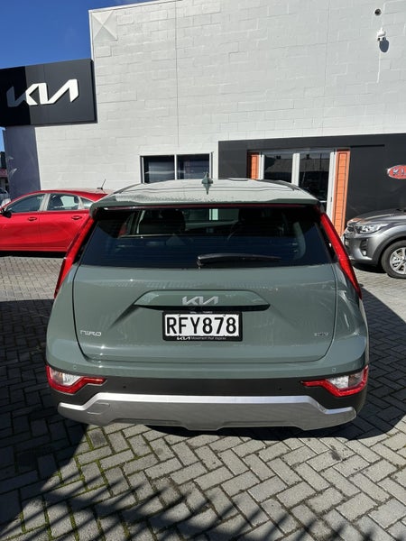 2025 Kia Niro Light 1.6Ph/6Am image 5