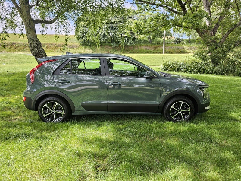 2025 Kia Niro LIGHT 1.6PH/6AM image 2