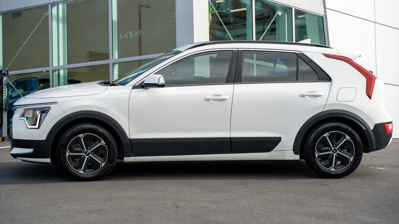 2025 Kia Niro Light 1.6Ph/6Am image 5