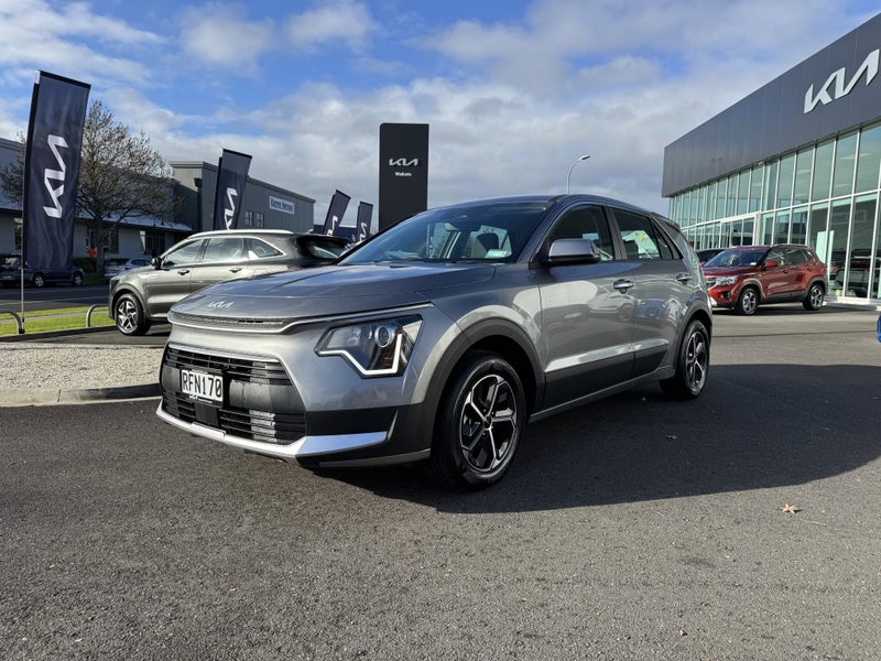 2025 Kia Niro Light 1.6Ph/6Am image 2